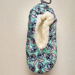 NWOT DISNEY Stitch Seafoam Green Fuzzy Slippers One Size Fits Most